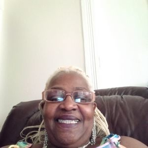 Meet your Posher, Veronica